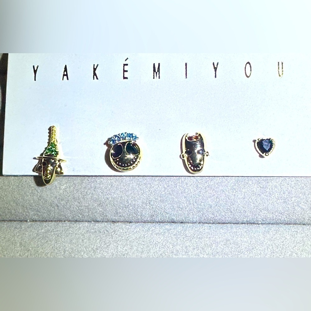 14K Gold Disney Nightmare Before Christmas Theme Stud Mismatched Earrings Set